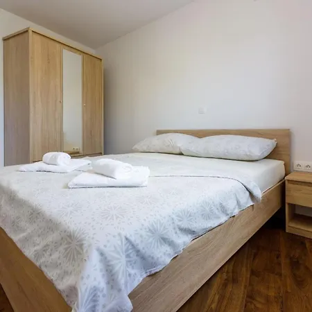 Apartman In Mit Gemeinsamem Grill *
